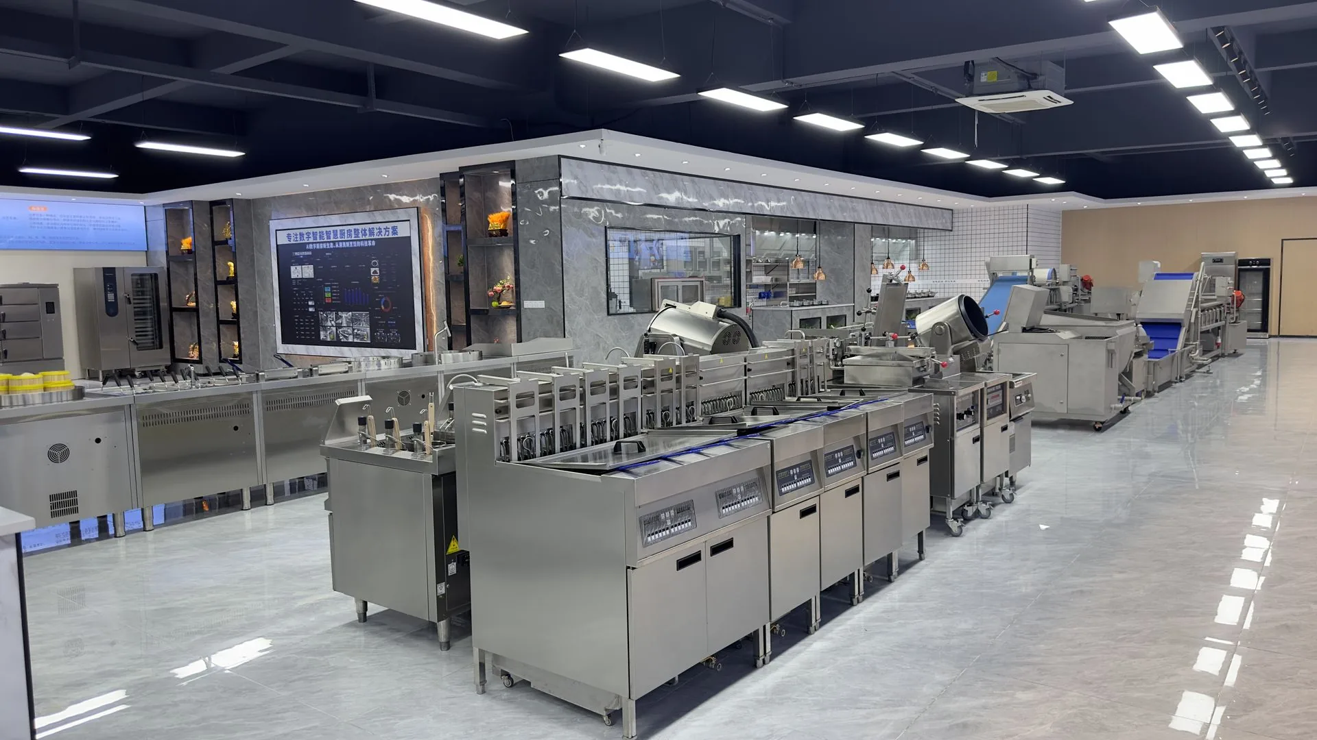 Smart kitchen equipment and automatic noodle cooker showroom